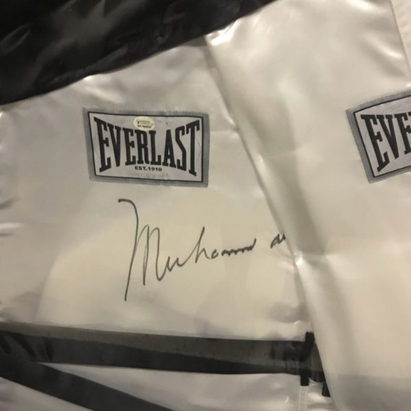 Signed Muhammad Ali Boxing Shorts & Olympi…
